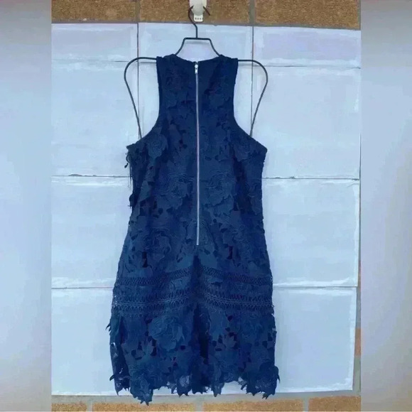 Lovers + Friends CASPIAN SHIFT DRESS size small - Picture 6 of 8